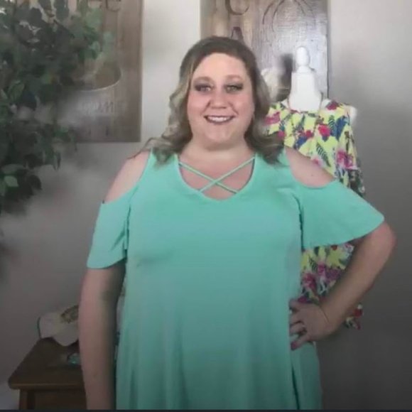 Mint Green Cold Shoulder Top - Picture 1 of 1